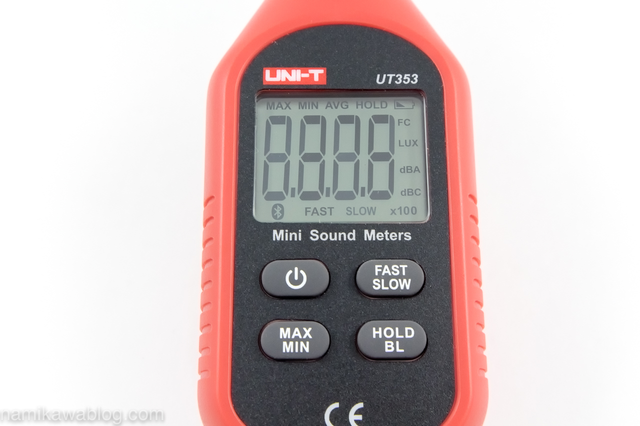 UNI-T UT353 小型デジタル騒音計・電源ON直後のBluetoothマーク表示