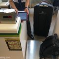 春秋航空日本(SPRING JAPAN)チェックインカウンターでの重量測定