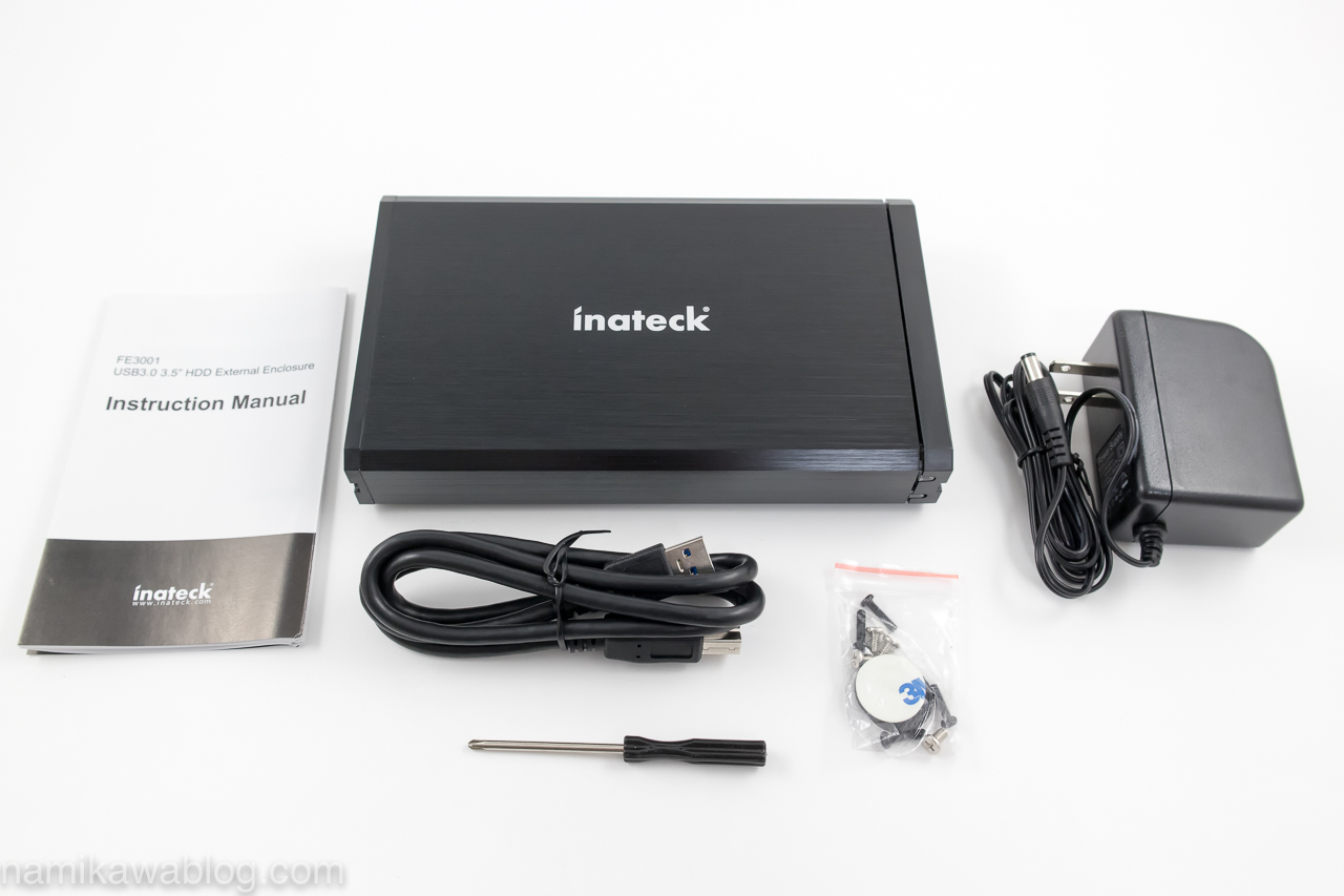 Inateck 2.5/3.5インチ USB3.0 HDD外付けケースの内容物